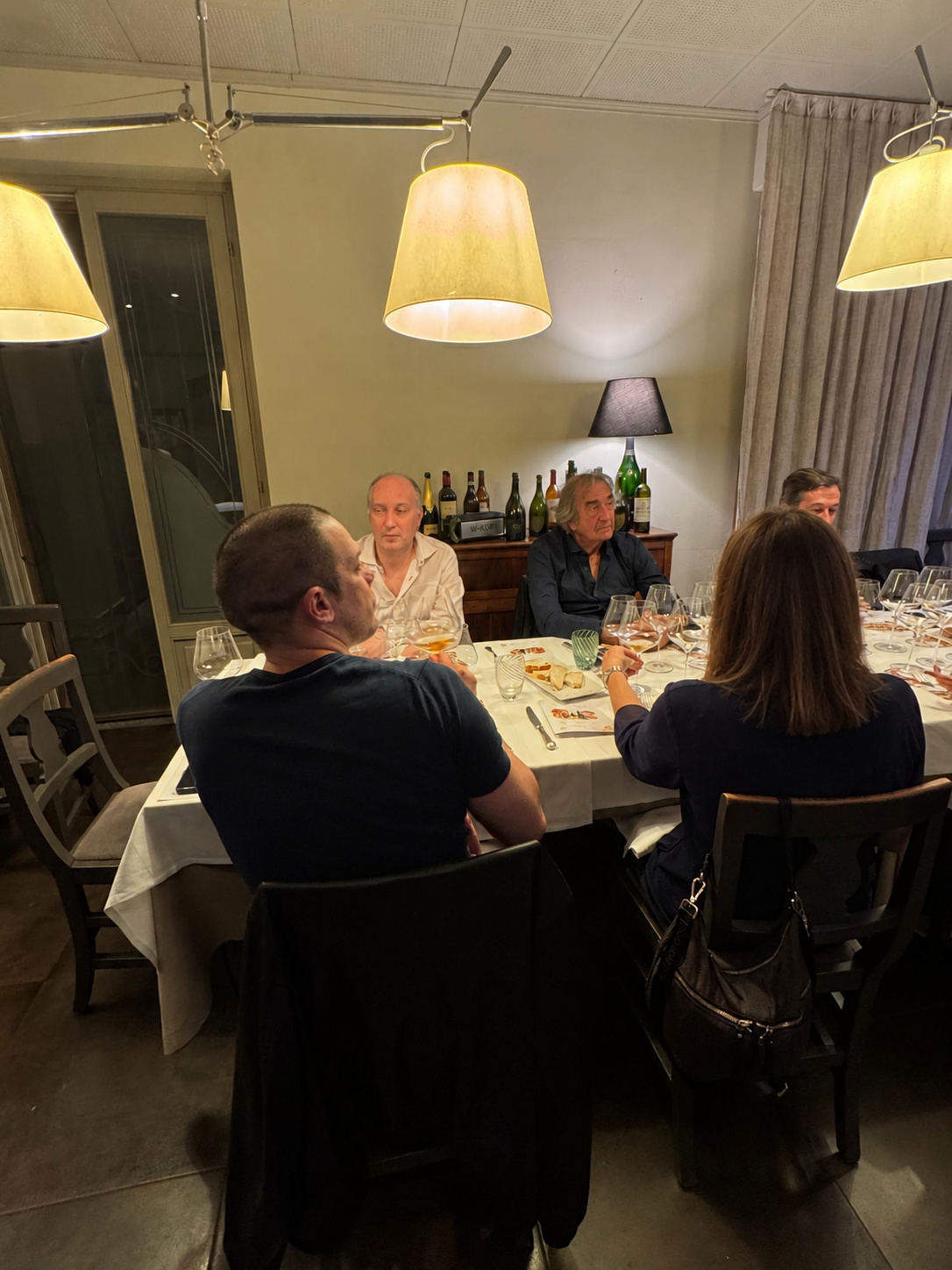 An intimate moment during the tasting.