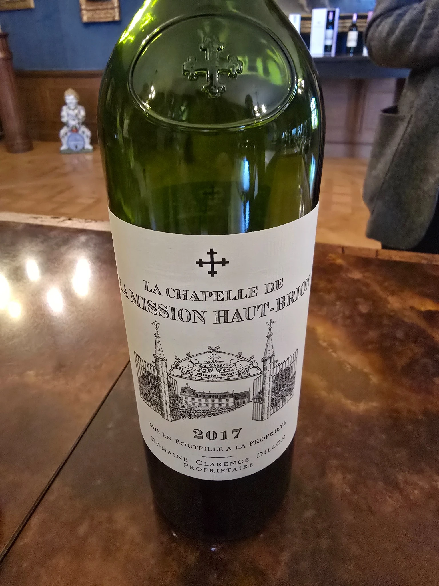 Bottle of La Chapelle de La Mission Haut-Brion 2017 presented during the tasting